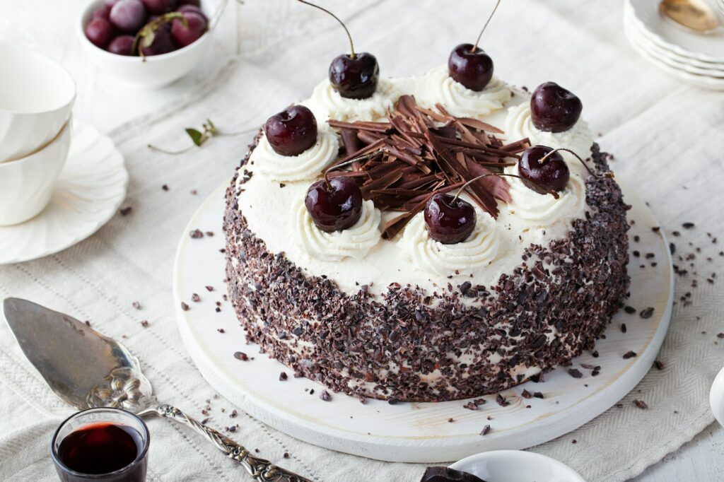 Black forest cake, Schwarzwald pie choco, cherry